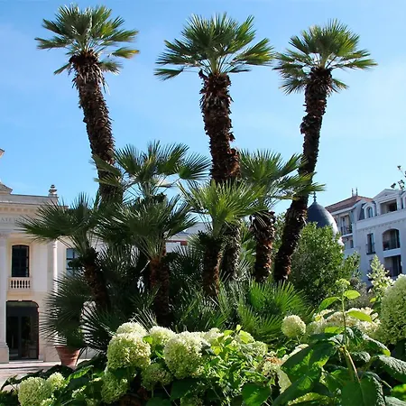 Apartmán Proche & Casino Avec Balcon Et Parking Prive, - Fr-1-319-110 *