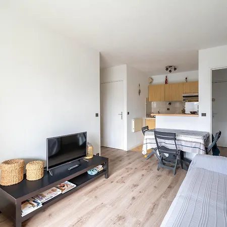 Proche & Casino Avec Balcon Et Parking Prive, - Fr-1-319-110 Arcachon