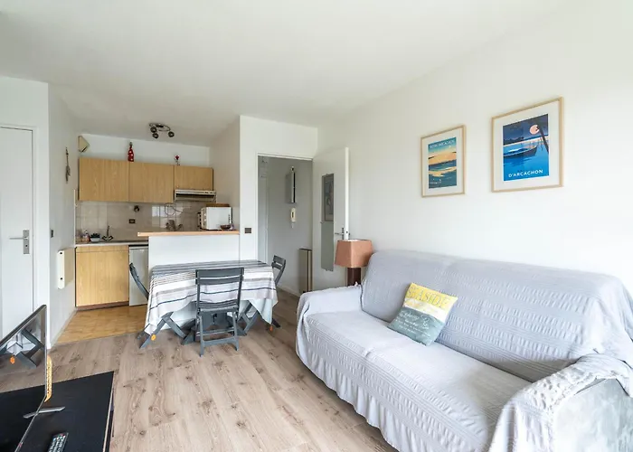 Appartement Proche Plage&casino Avec Balcon Et Parking Privé, - Fr-1-319-110 Arcachon